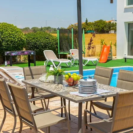 Marina Vibes Villa Ayía Nápa