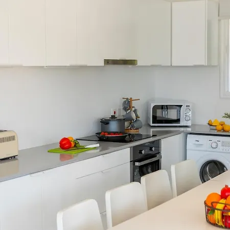 Marina Vibes Villa Ayía Nápa