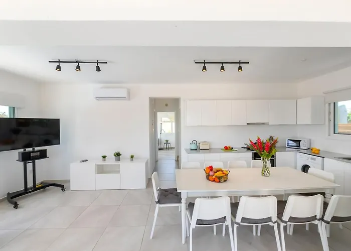 Marina Vibes ヴィラ アヤナパ