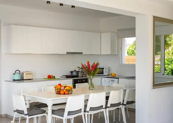 Marina Vibes アヤナパ