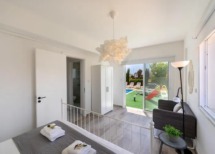 Marina Vibes アヤナパ