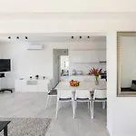 Marina Vibes فيلة